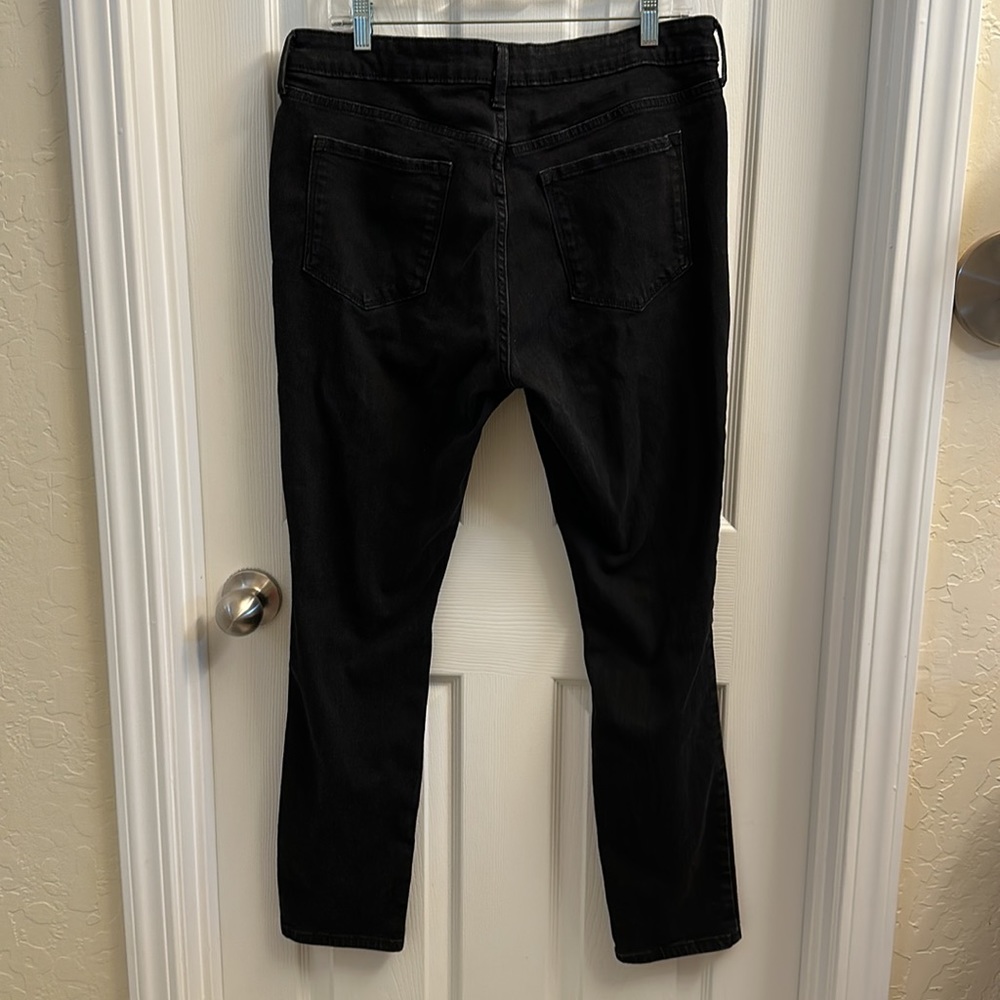 Old Navy skinny Mid-Rise jeans - Picture 4 of 6
